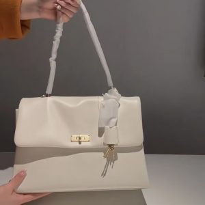 Soft handbag