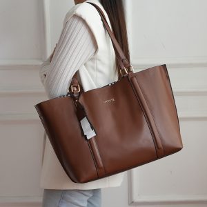 Professional Elegant PU Tote for Timeless Style