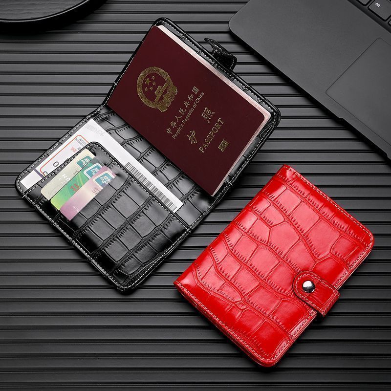 Crocodile Pattern PU Leather Passport Holder Multi Card Slots Travel Passport Cover Wallet With Snap Button