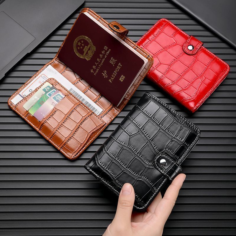 Crocodile Pattern PU Leather Passport Holder Multi Card Slots Travel Passport Cover Wallet With Snap Button