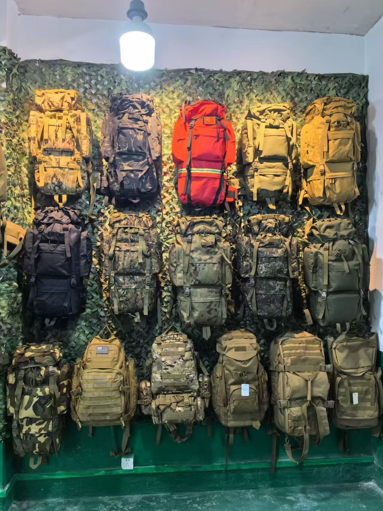 Wholesale Tactical Backpack Army Style Camouflage Waterproof Backpack For Camping Hunting Training