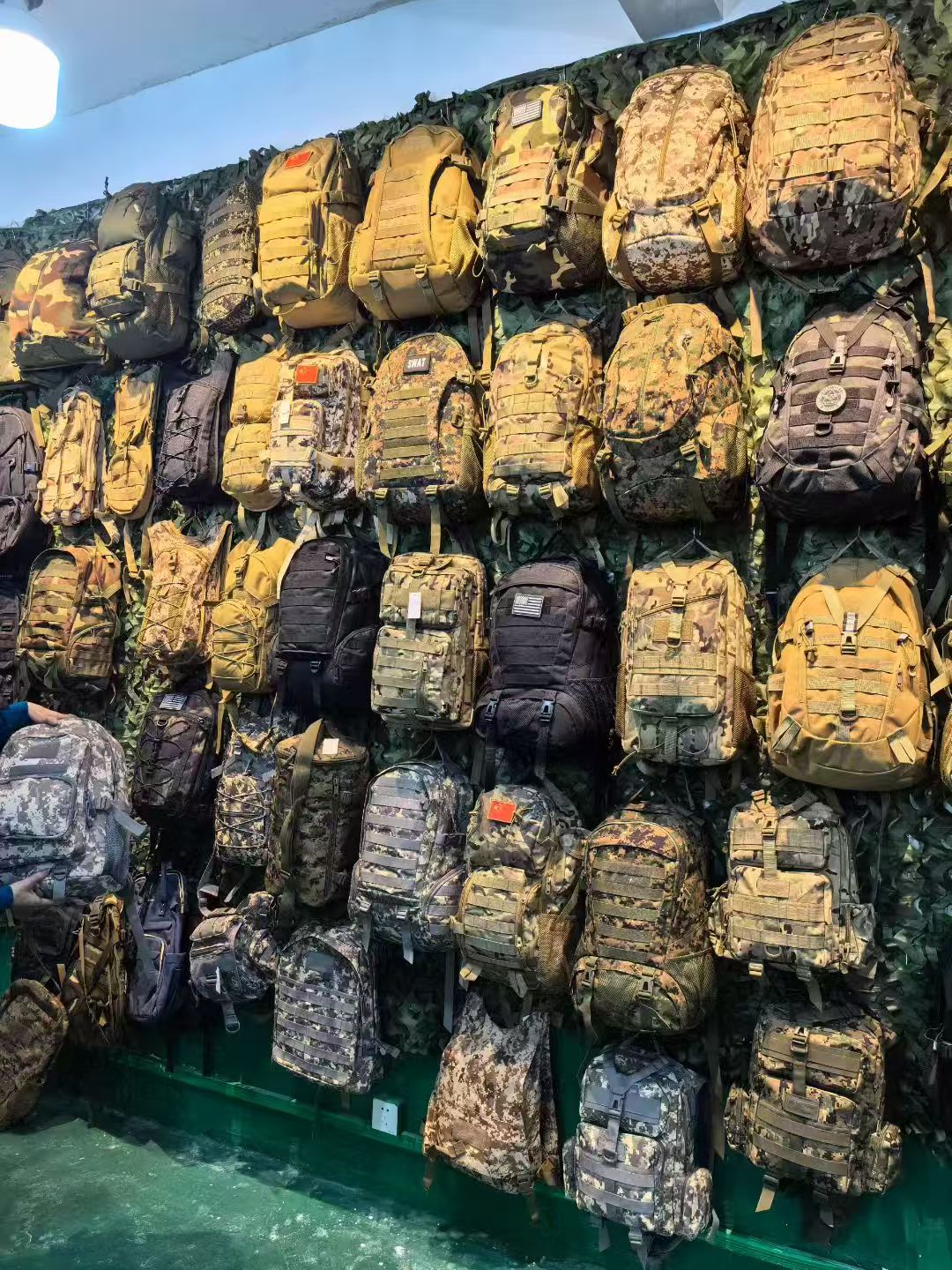 Wholesale Tactical Backpack Army Style Camouflage Waterproof Backpack For Camping Hunting Training