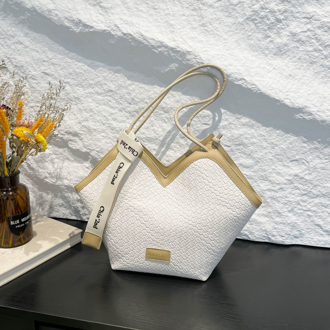 Elegant Embossed Woven Pattern Leather Tote Bag Decorative Letter Ribbon Casual Ladies Shoulder Bag